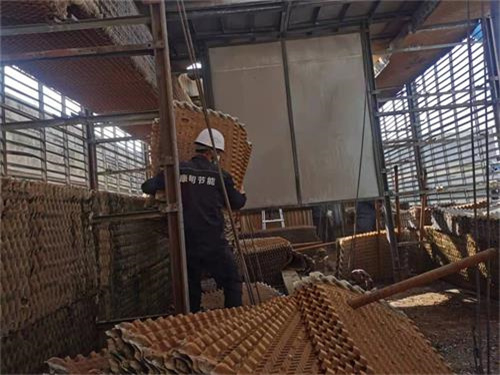 閉式冷卻塔怎樣防止冷卻水污染