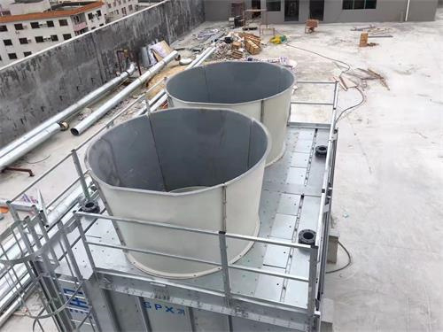 閉式冷卻塔是制冷設備依據在哪？(制冷主機與冷卻塔的