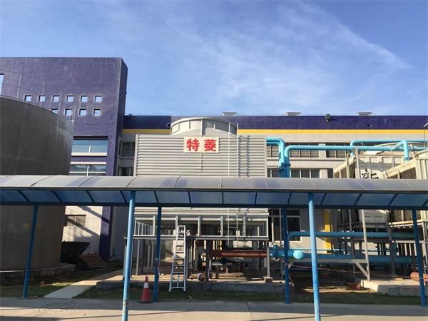 深圳冷卻塔：開式冷卻塔與閉式冷卻塔哪個好？(開式玻璃